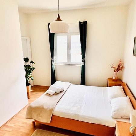 Luxury Beach Apartment W Sunset Sea Views Šibenik Eksteriør bilde