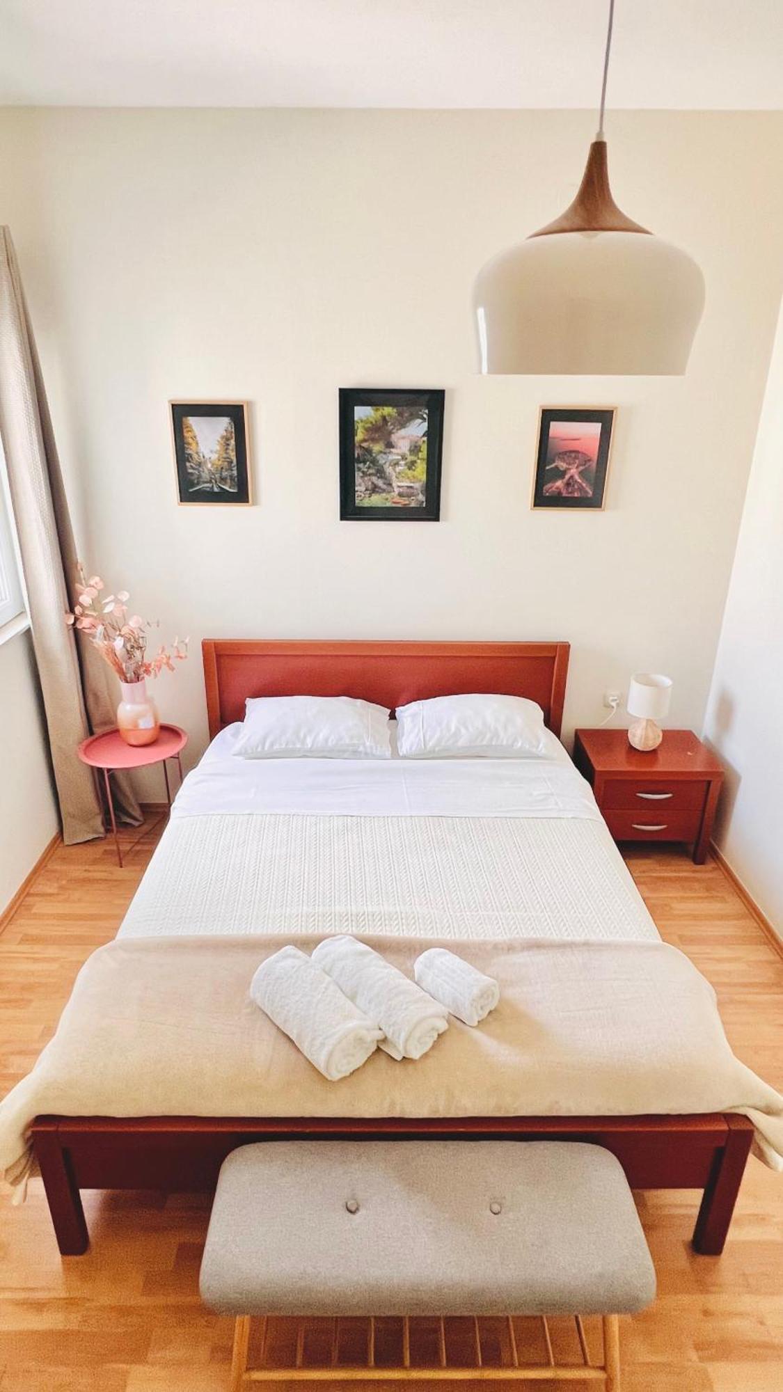 Luxury Beach Apartment W Sunset Sea Views Šibenik Eksteriør bilde