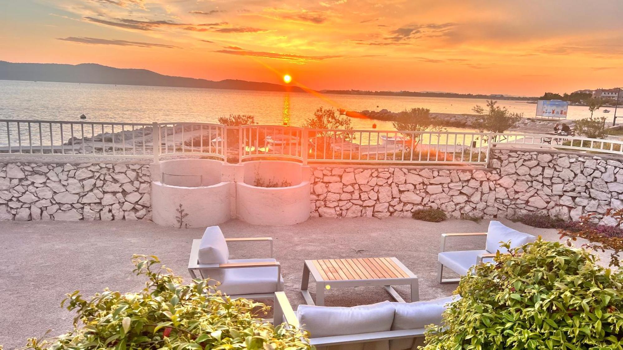 Luxury Beach Apartment W Sunset Sea Views Šibenik Eksteriør bilde